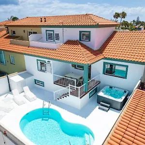 https://villa-veaco-beach.in-canary-islands.com